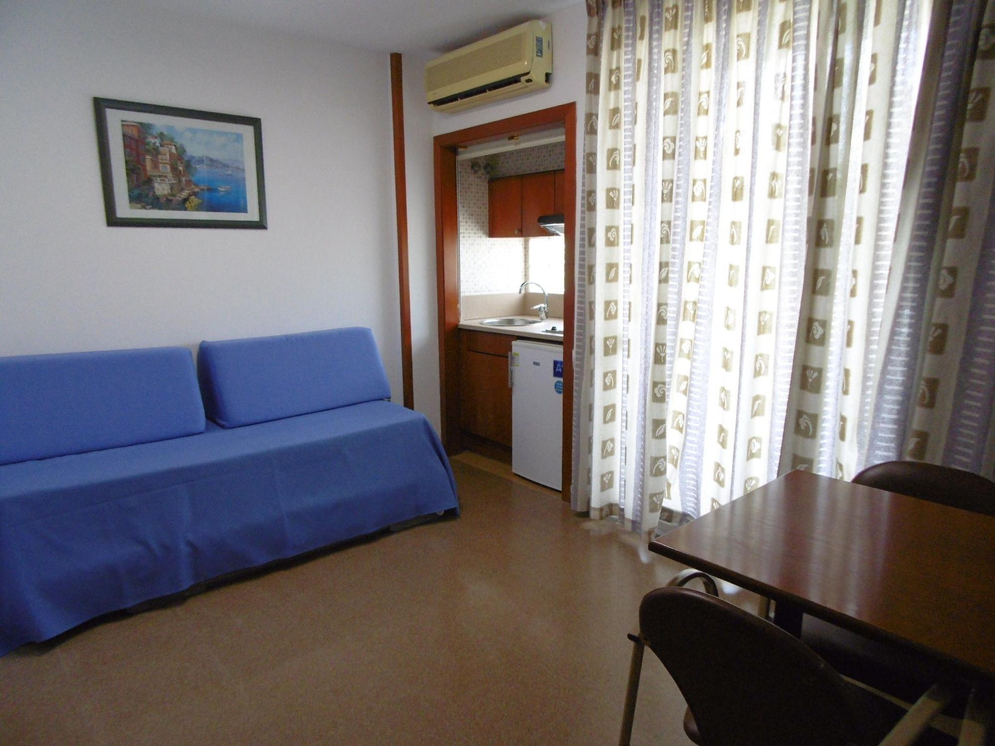 Hotel Apartamentos Solimar Калафел Екстериор снимка