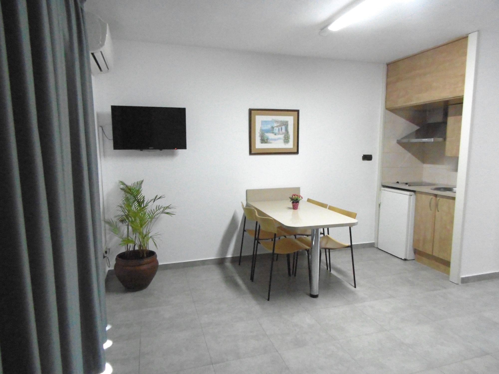 Hotel Apartamentos Solimar Калафел Екстериор снимка