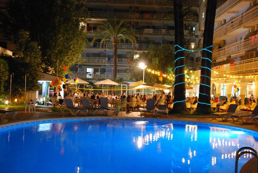 Hotel Apartamentos Solimar Калафел Екстериор снимка