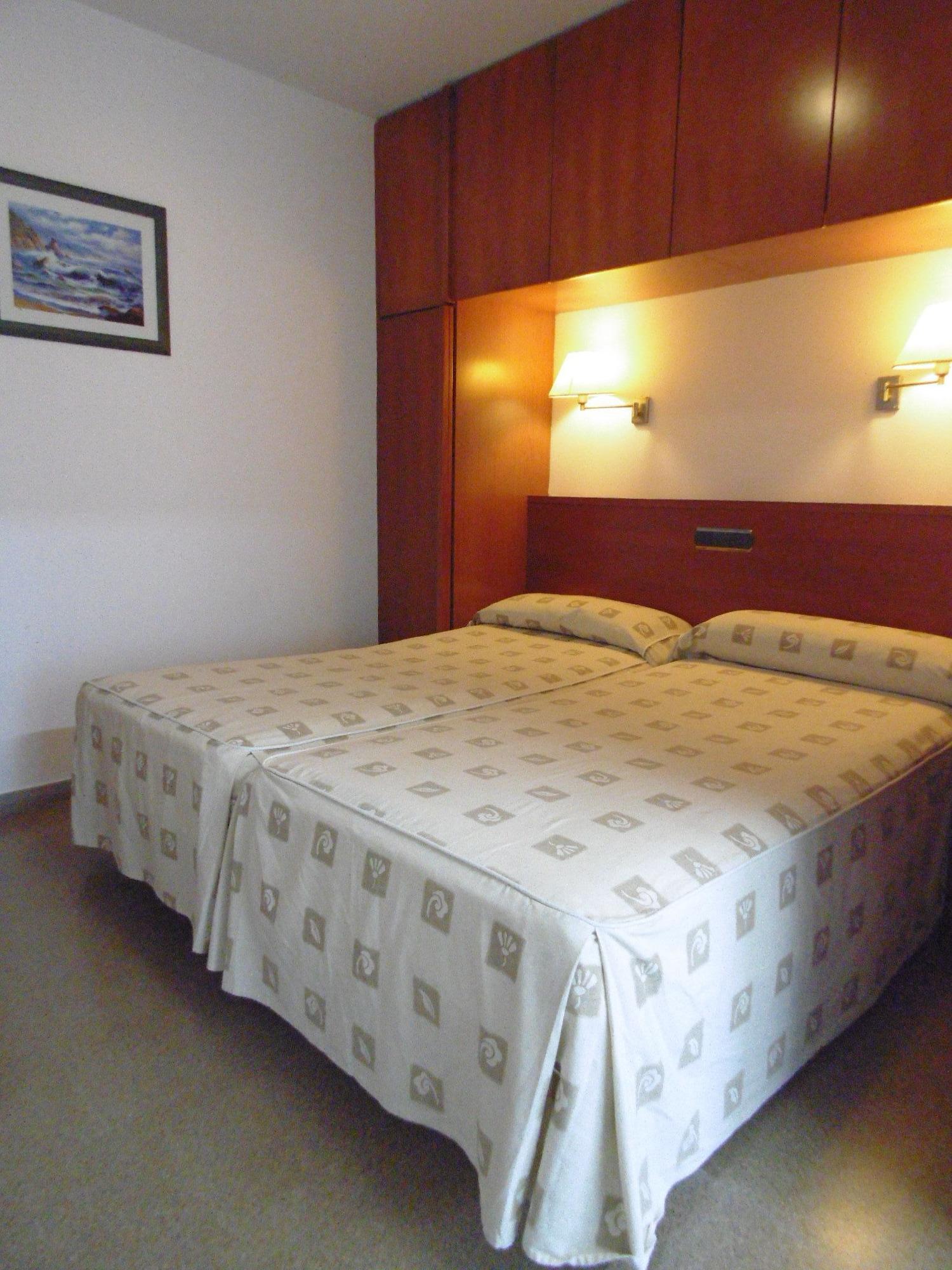 Hotel Apartamentos Solimar Калафел Екстериор снимка