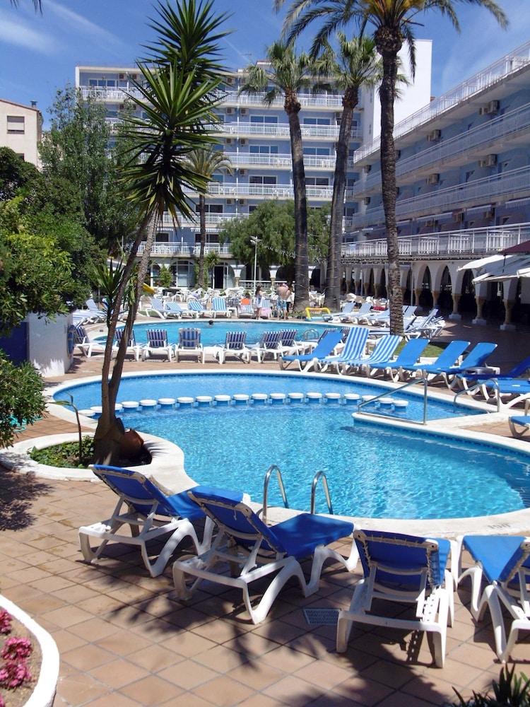 Hotel Apartamentos Solimar Калафел Екстериор снимка